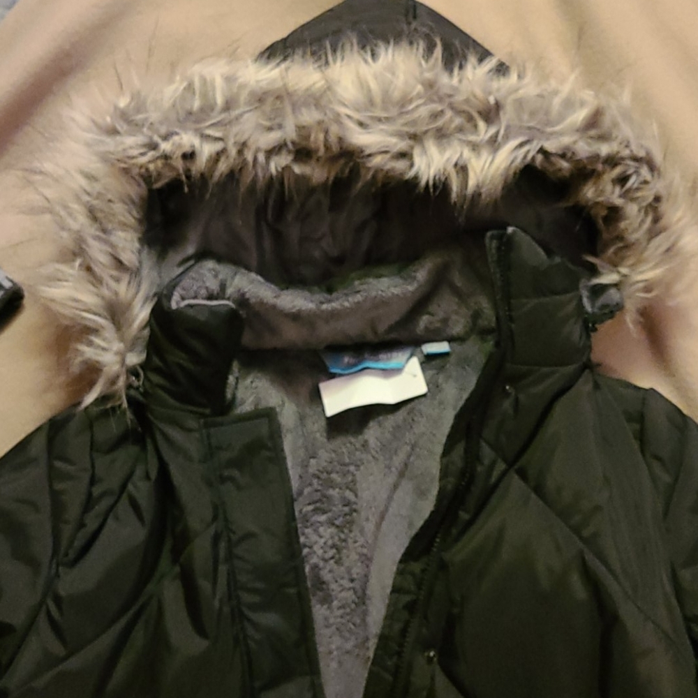 Free country coat